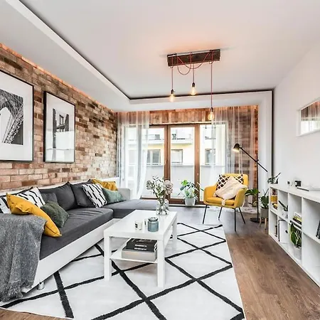 アパート Luksusowy & Parking ヴロツワフ